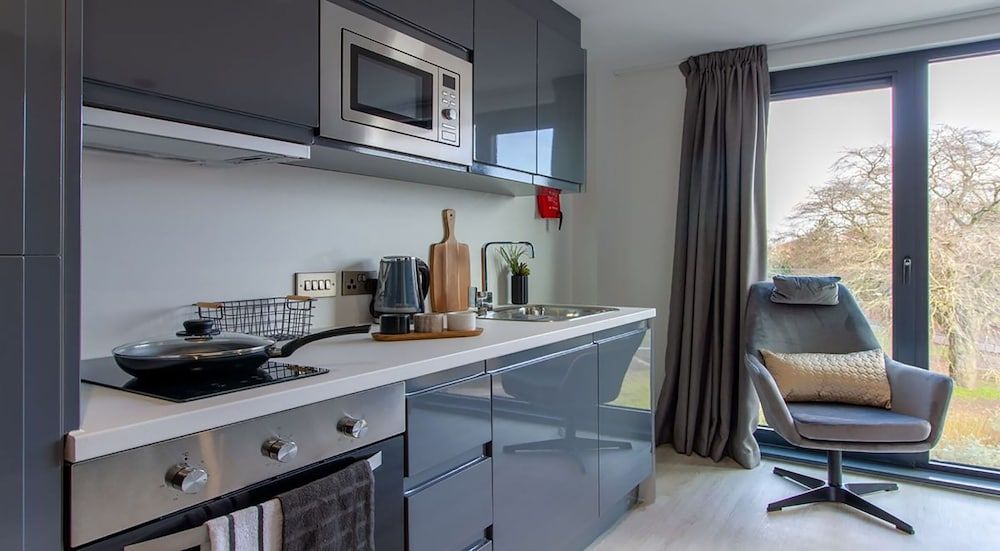 The Residence Coventry by Paymán Club Standard Studio 7