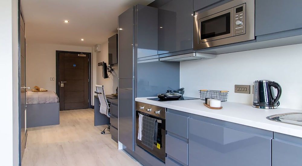 The Residence Coventry by Paymán Club Standard Studio 6