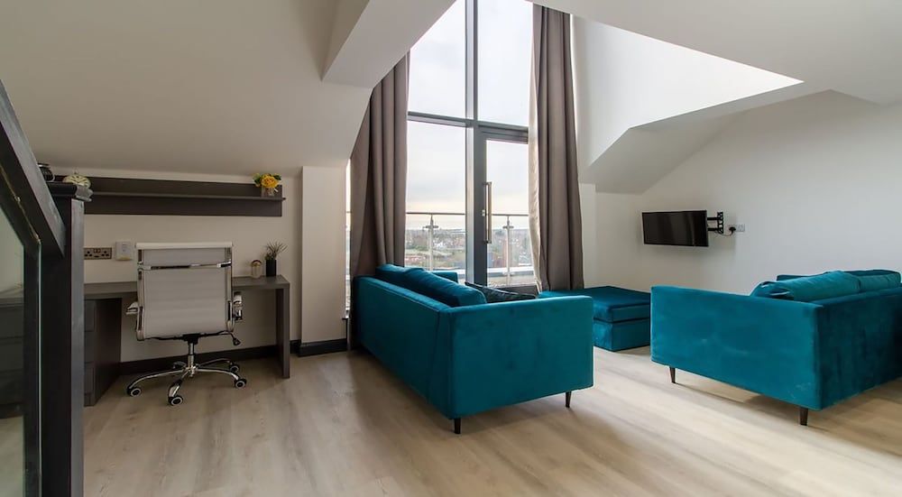 undefined The Residence Coventry by Paymán Club 9