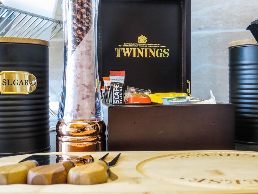 Tudors eSuites 4 Bedroom House with Garden & 9 Beds House, 4 Bedrooms 26