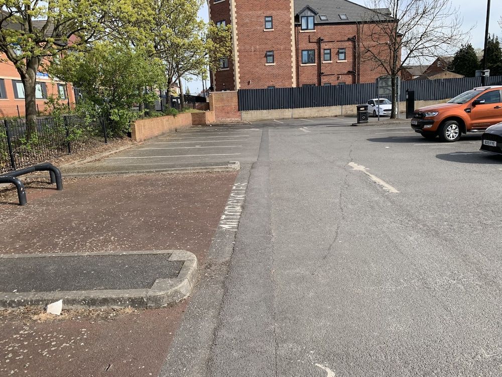 Beautiful Lovely one Bedroom Flat in Coventry Villa 21