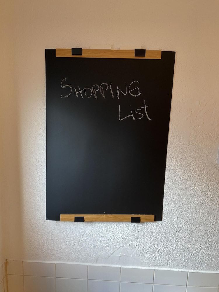 undefined Stayzo House Accommodation- Coventry Free Parking 4