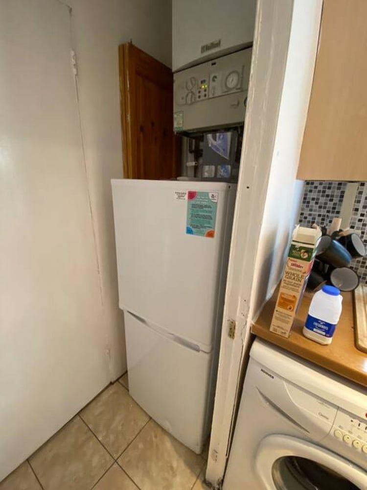 Stayzo House Accommodation- Coventry Free Parking House 24