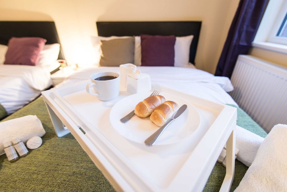 undefined Coventry- Jenner Pet Friendly 2 Bedroom Apartment 5