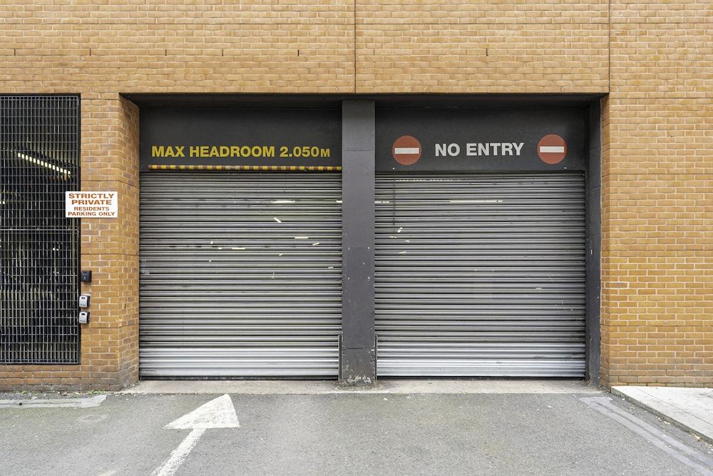 undefined JKG Property Solutions Presents Cosy City Apartment 5