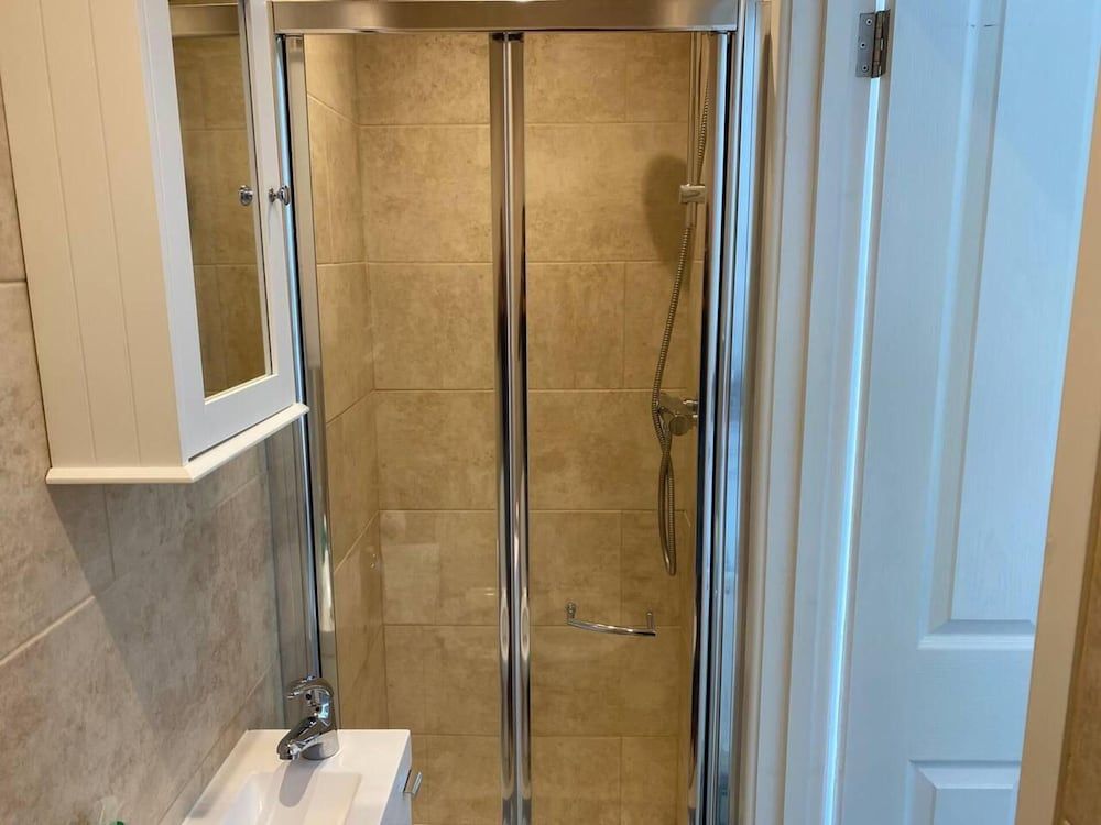 undefined Charming 1-bed Studio in Coventry 6