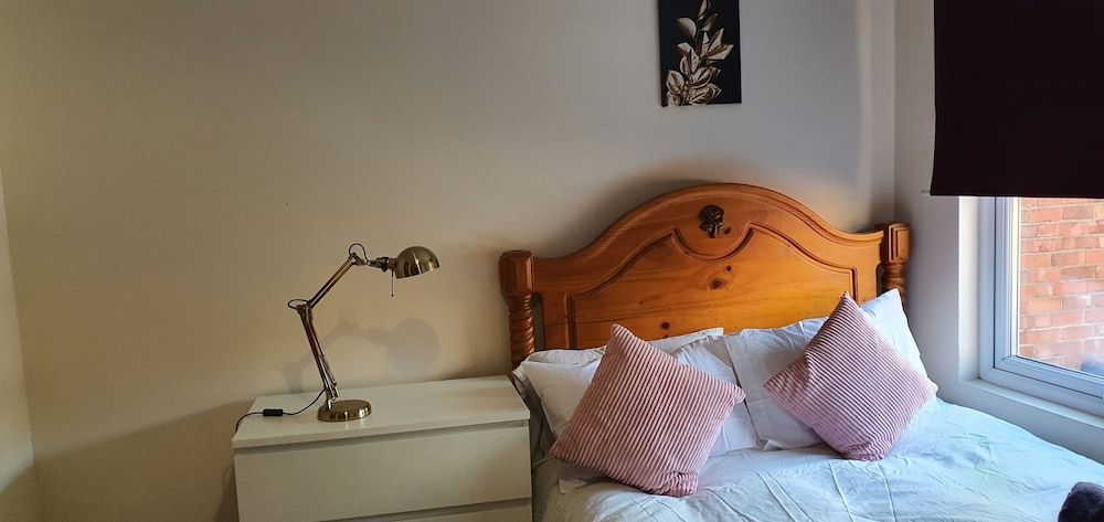 Coventry City House Exclusive Room 16