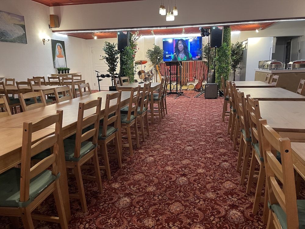 undefined Churchill Hotel & Nagawa Restaurant