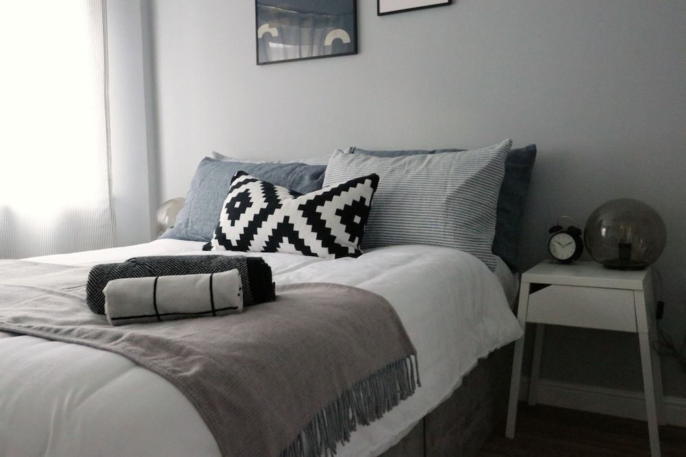 undefined Spacious Townhouse - Netflix & Parking 7