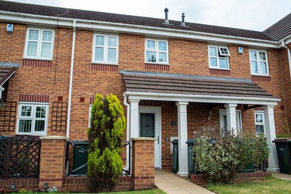 undefined Contractorscleancharming 2-bed House in Coventry