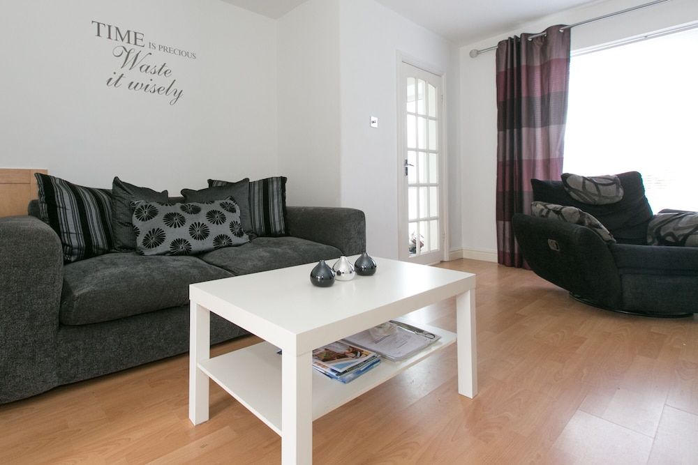 undefined Éire House - Comfortable Coventry Home 7