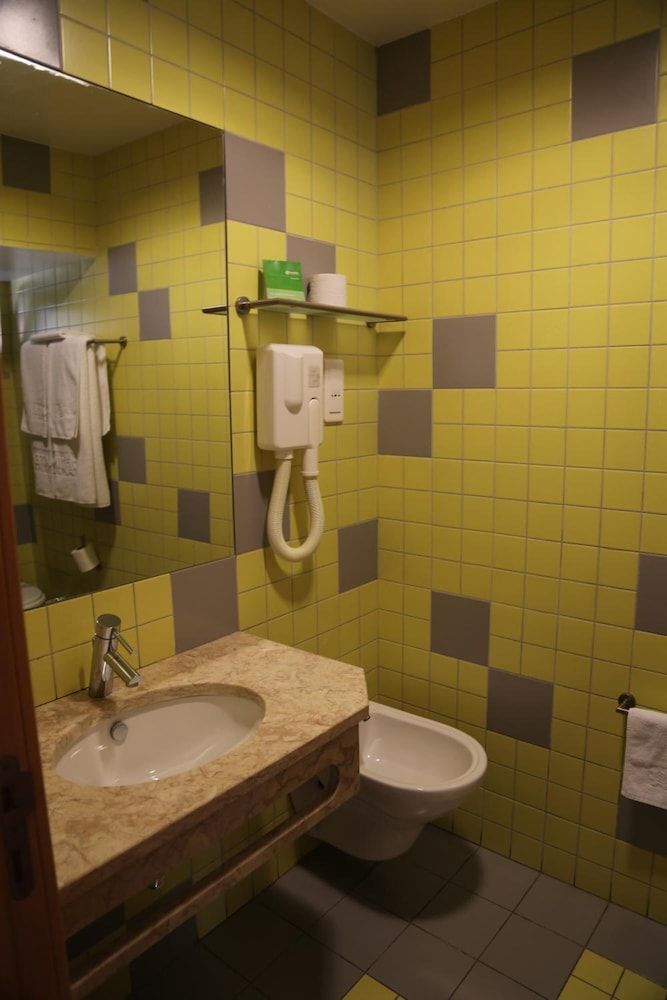 INATEL Oeiras Superior Double Room 6