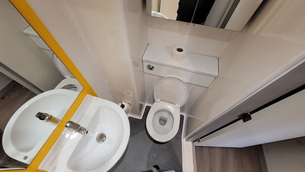 undefined Charming Rooms, COVENTRY  - Hostel 6