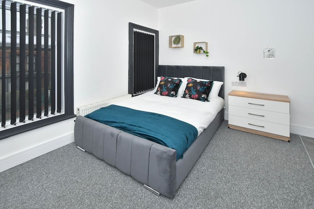 Standard Studio, Ensuite, City View