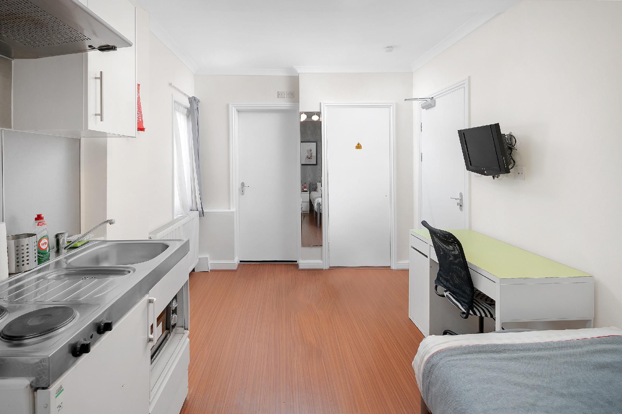 Flexistay Tulsi Aparthotel Single Studio 10