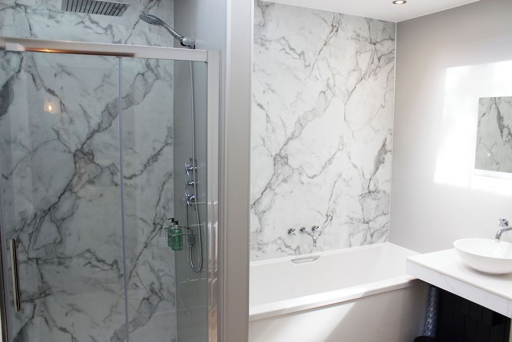 Conon Hotel Luxury Double Room 5