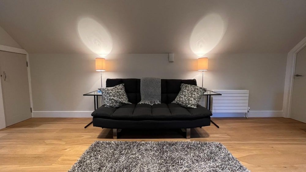 Apartment (1 Bedroom)