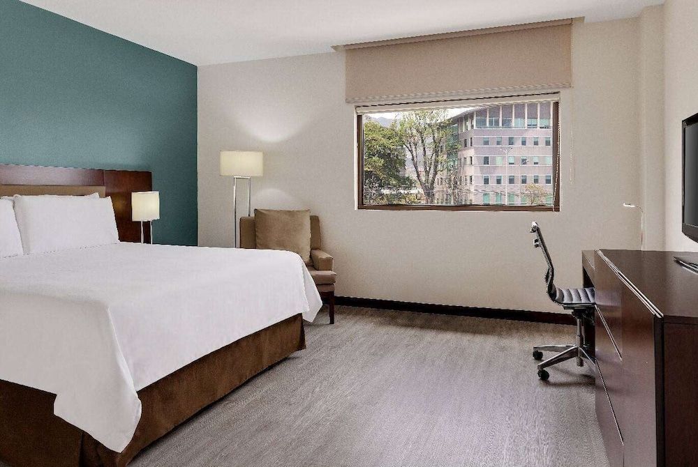 Superior Room, 1 King Bed, Non Smoking
