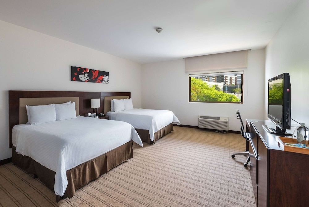 Standard Room, 2 Queen Beds, Non Smoking