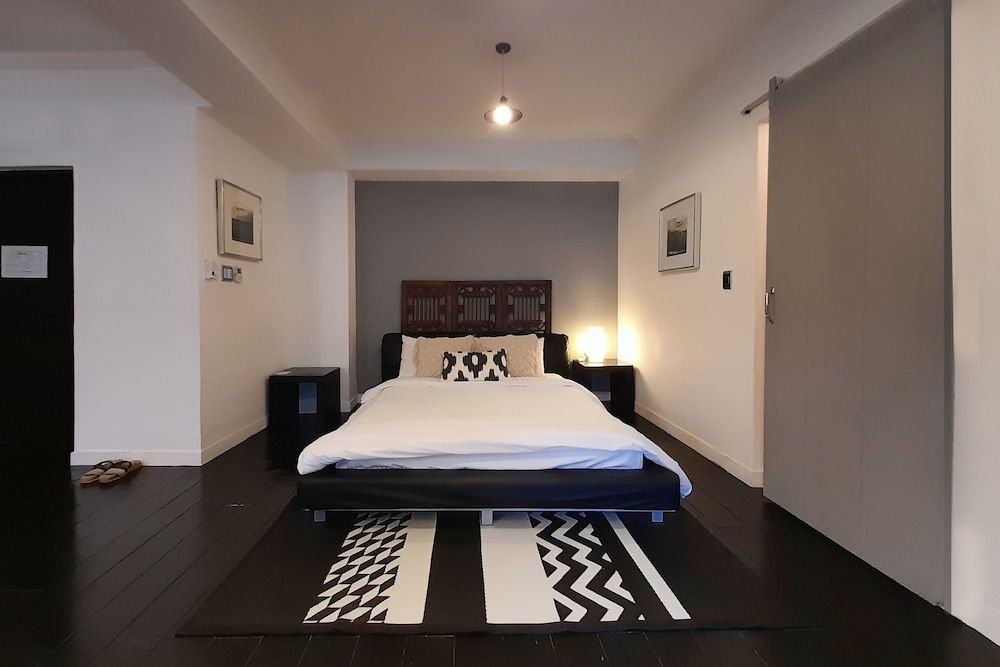 undefined Seoul Loft Apartments - SLA 7 Night Minimum 7