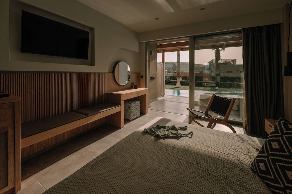 Luxury Double Room, Pool Access