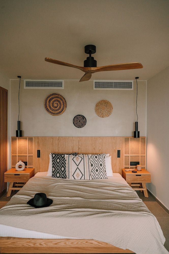 Superior Double Room, Partial Sea View