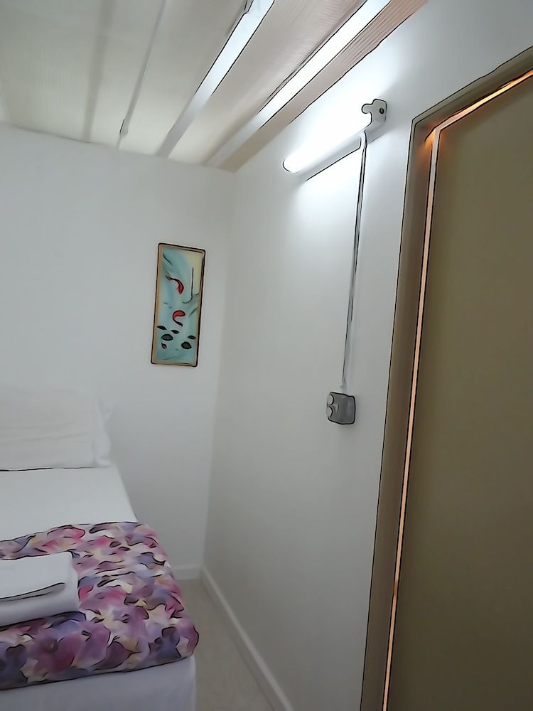 Bowery Grand Hotel - Hostel Double Room, Shared Bathroom 2