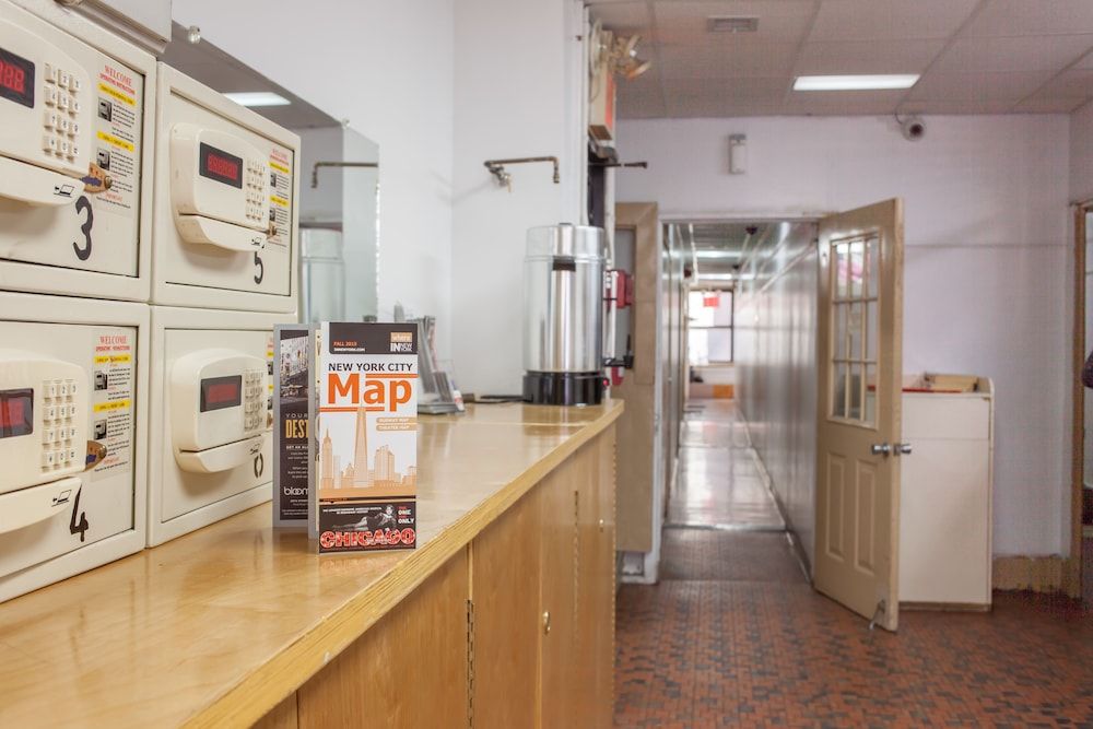 undefined Bowery Grand Hotel - Hostel 2