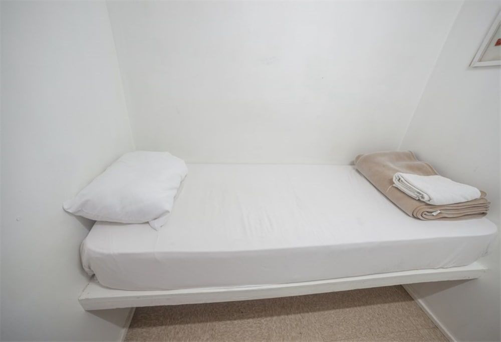 undefined Bowery Grand Hotel - Hostel