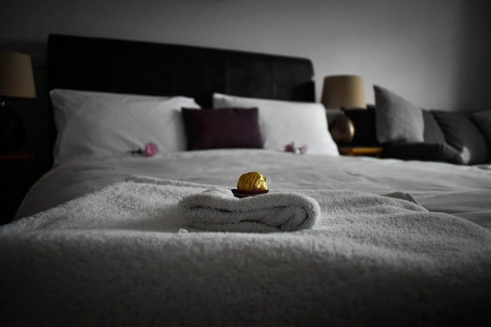 TLC Exmouth Bed and Breakfast Double Room, Ensuite (Yew 2nd floor) 7