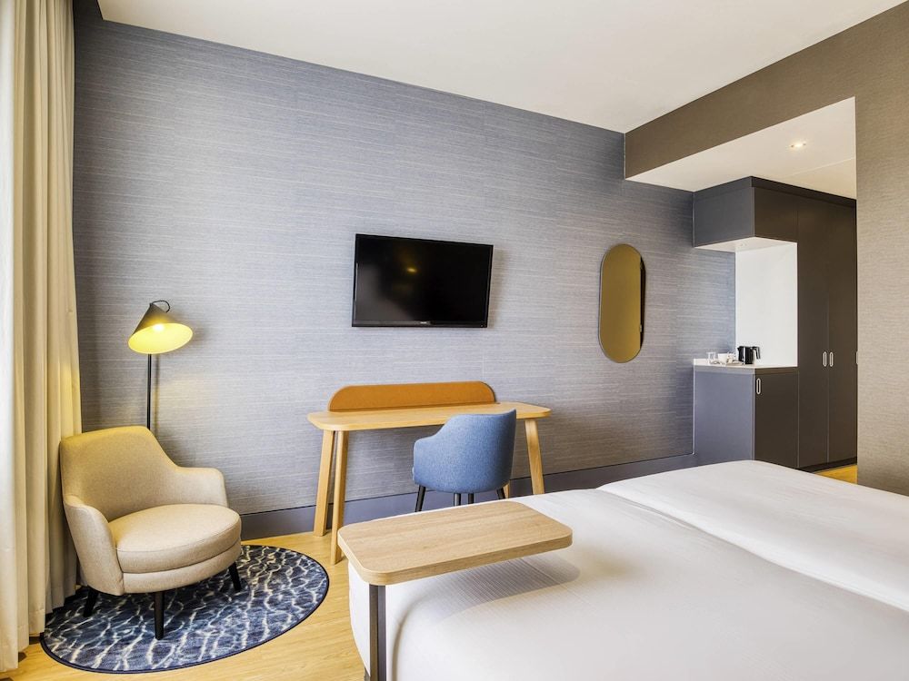 Superior Room, 1 King Bed
