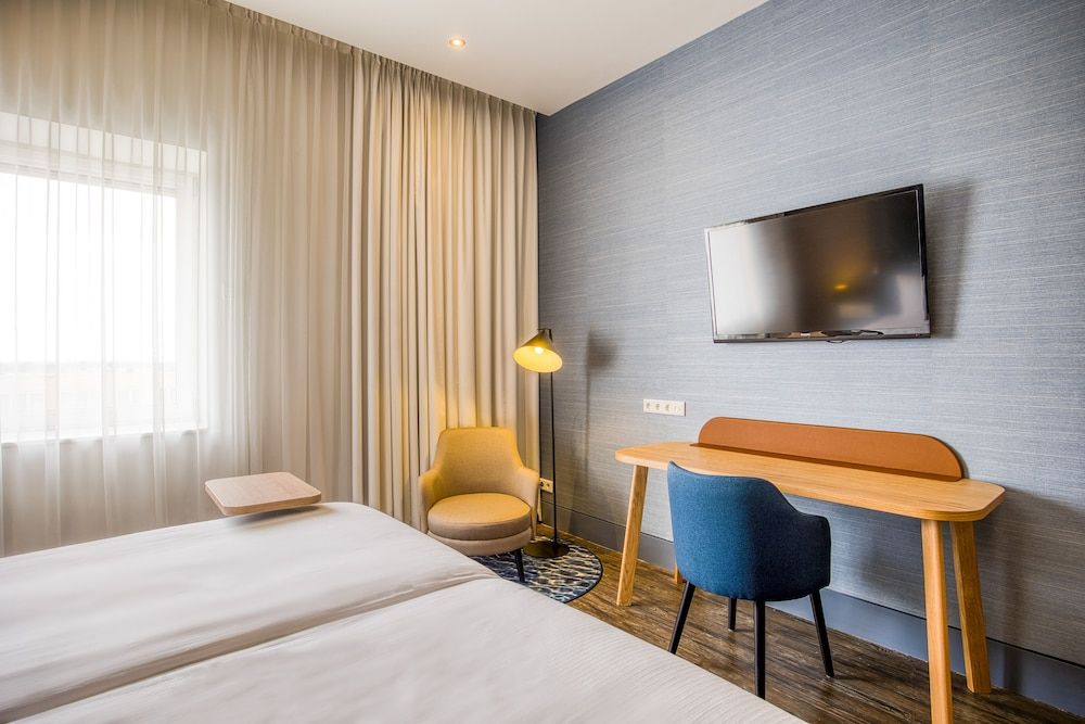 Superior Room, 1 King Bed