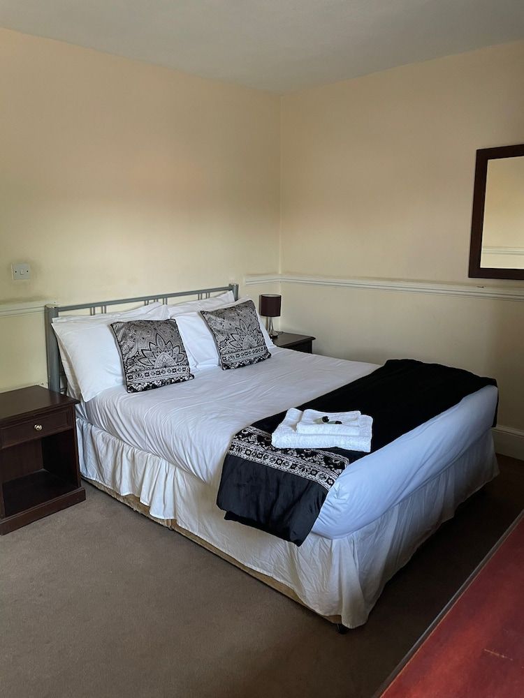 Rose & Crown Hotel Double Room