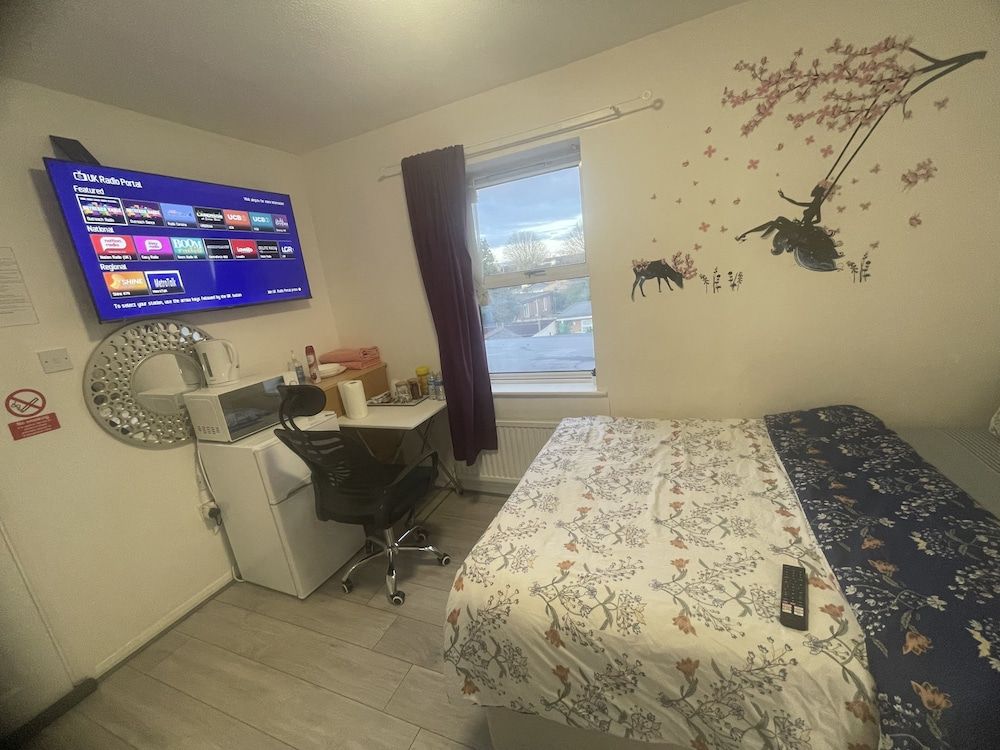 North Avenue Guest House, Heathrow Airport-Free Parking Double Room with Shared Bathroom 6