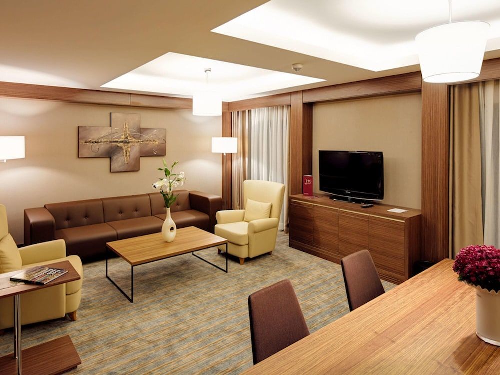 Superior Suite, 1 Queen Bed with Sofa bed