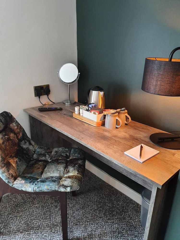 The Coach and Horses Standard Double Room, Ensuite (King Size Standard) 26