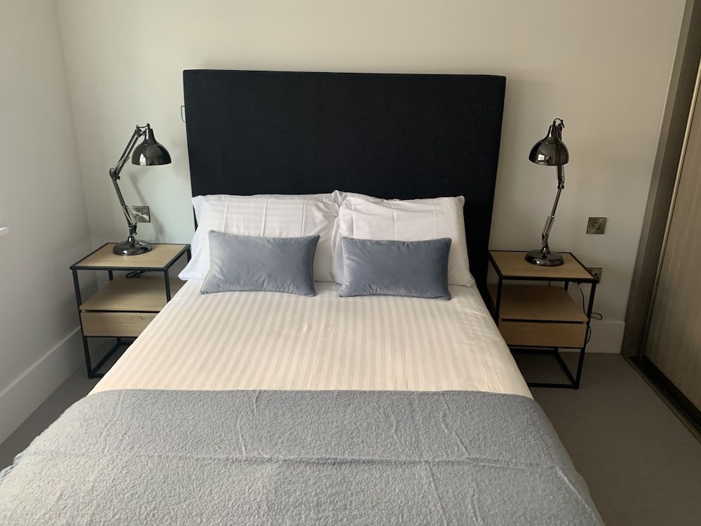 undefined Charles Hope Heathrow North 8