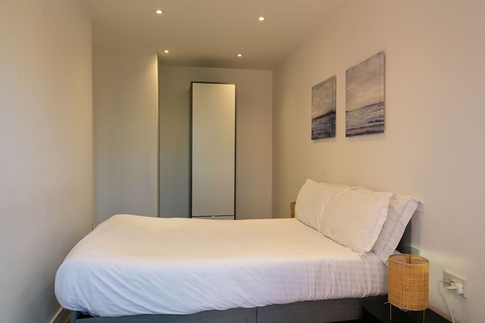 undefined Hounslow Apartments by Charles Hope 7