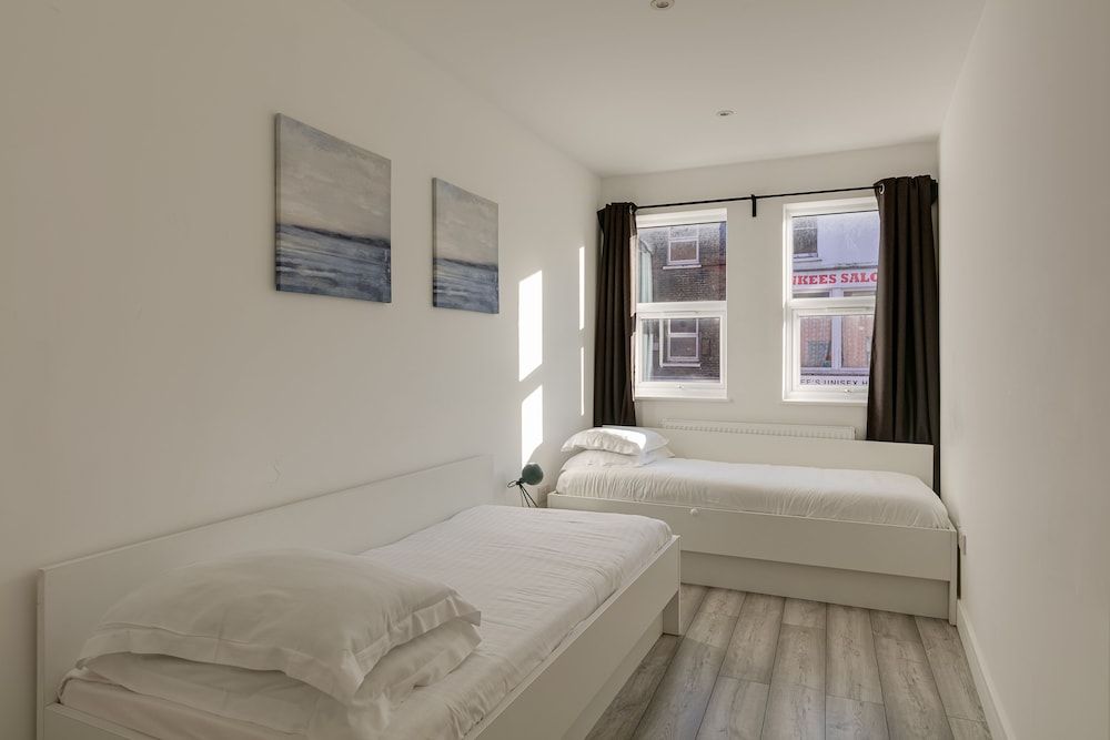 undefined Hounslow Apartments by Charles Hope 9