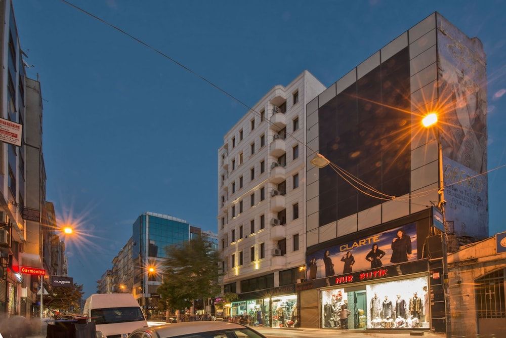 undefined Erbazlar Hotel 5