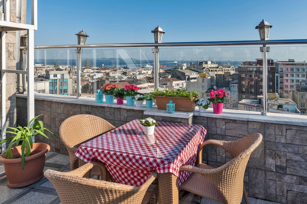 undefined Erbazlar Hotel 10