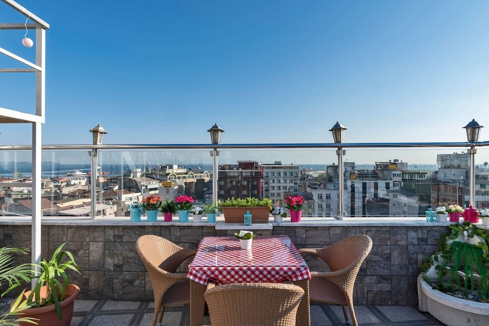 undefined Erbazlar Hotel 9