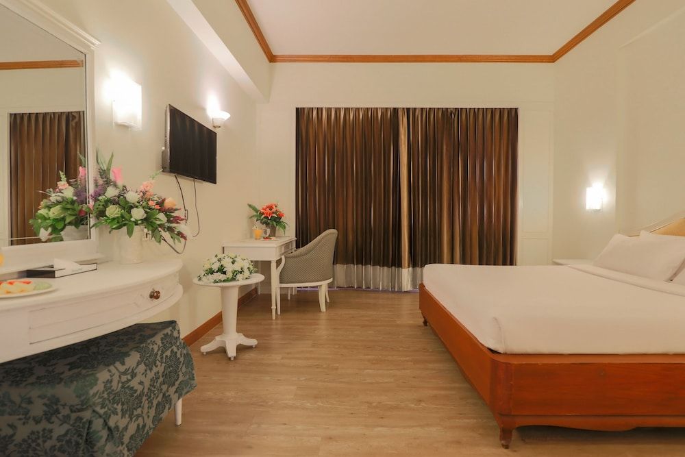 Superior Single Room