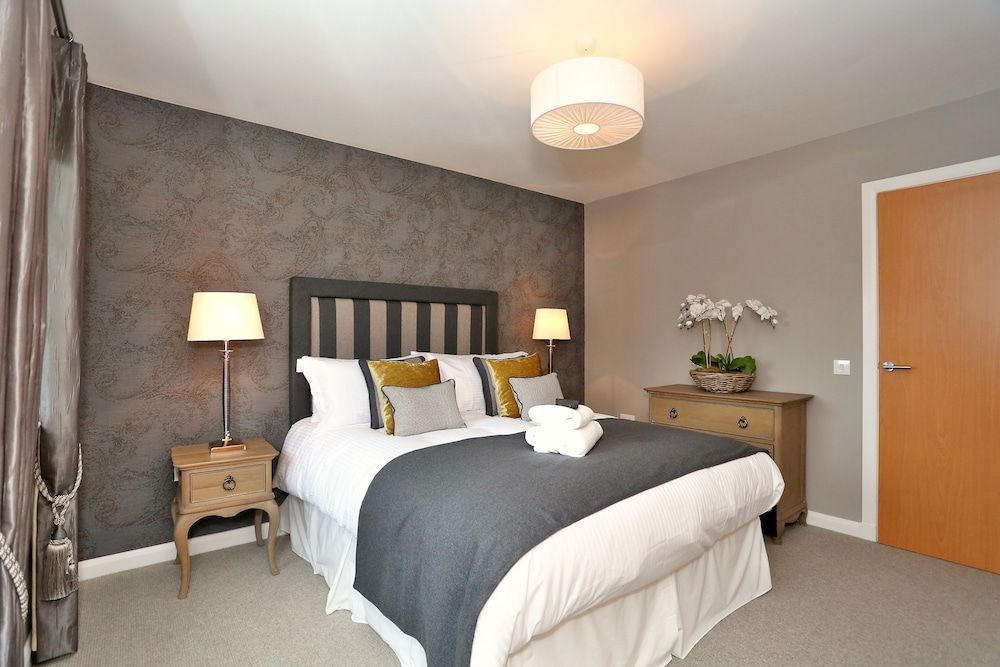 Apartment (2 Bedrooms)