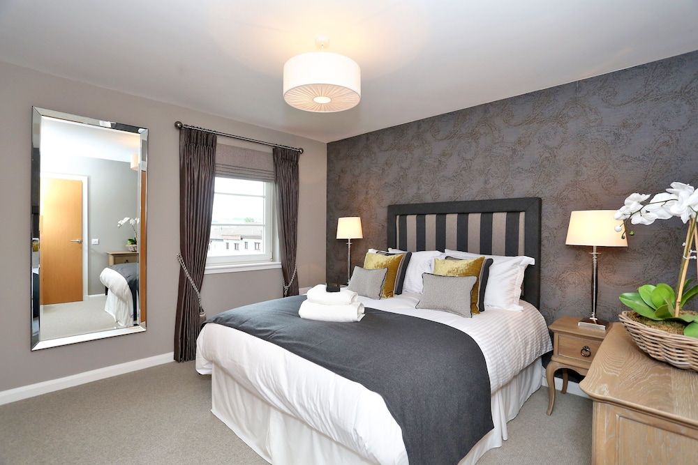 Apartment (2 Bedrooms)