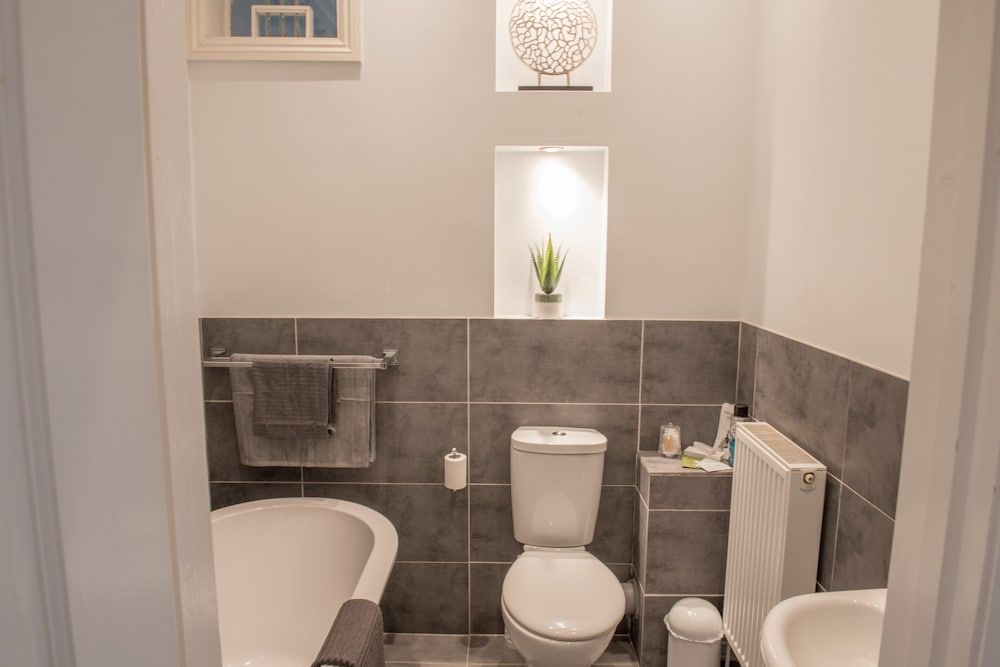 City Apartment, 2 Bedrooms, 2 Bathrooms