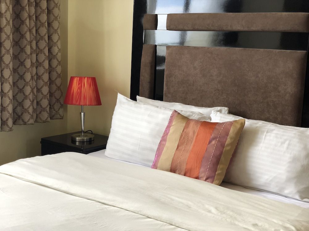 New Avon Apartments Apartment, 2 Bedrooms 3