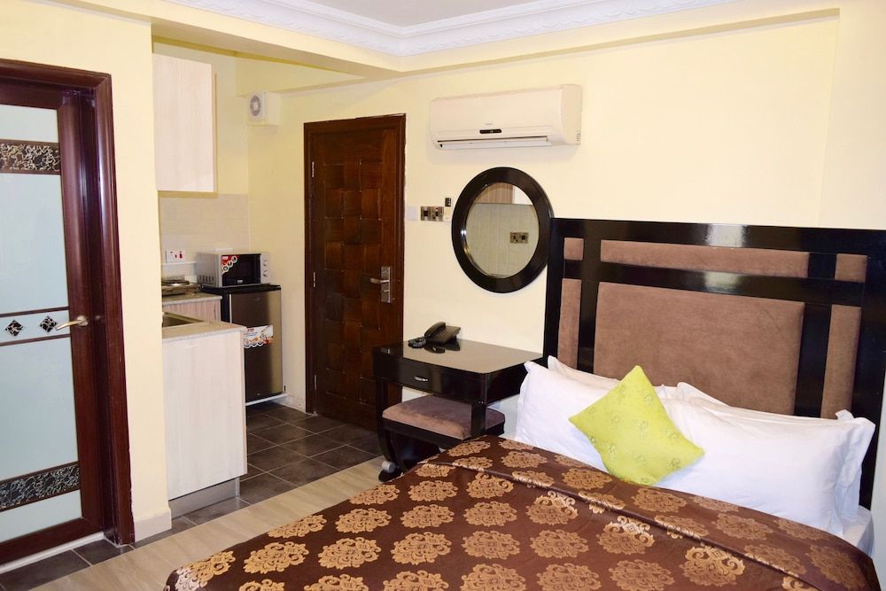 undefined New Avon Apartments 6