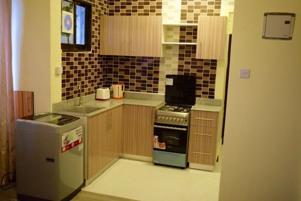 New Avon Apartments Apartment, 1 Bedroom 4