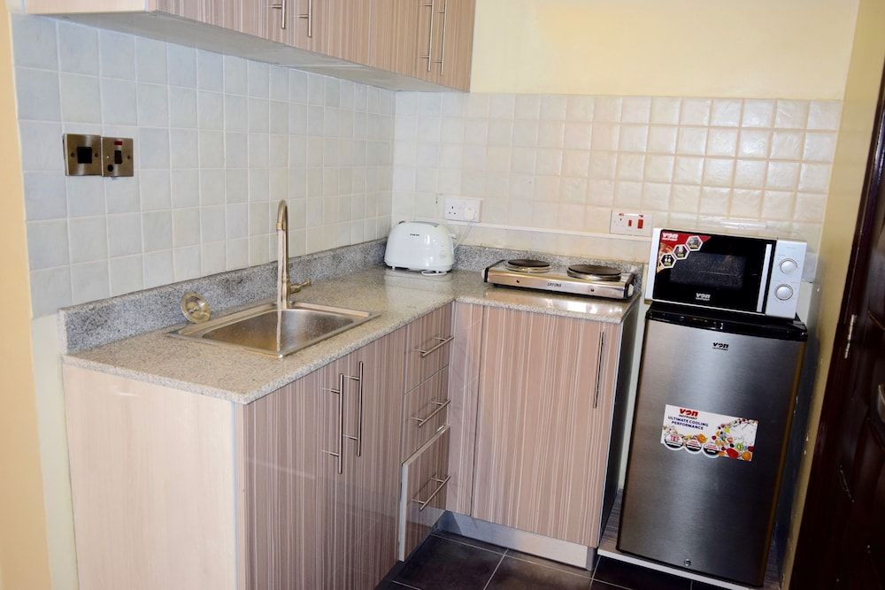 undefined New Avon Apartments 7